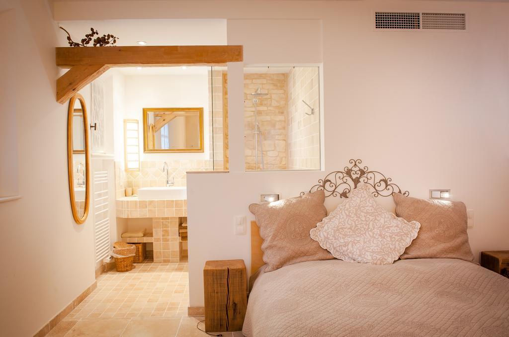 Les 4 Elements Bed and Breakfast Tourrettes-sur-Loup Δωμάτιο φωτογραφία