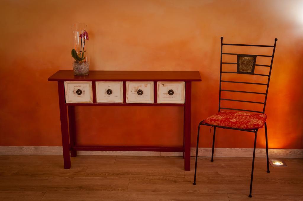 Les 4 Elements Bed and Breakfast Tourrettes-sur-Loup Δωμάτιο φωτογραφία