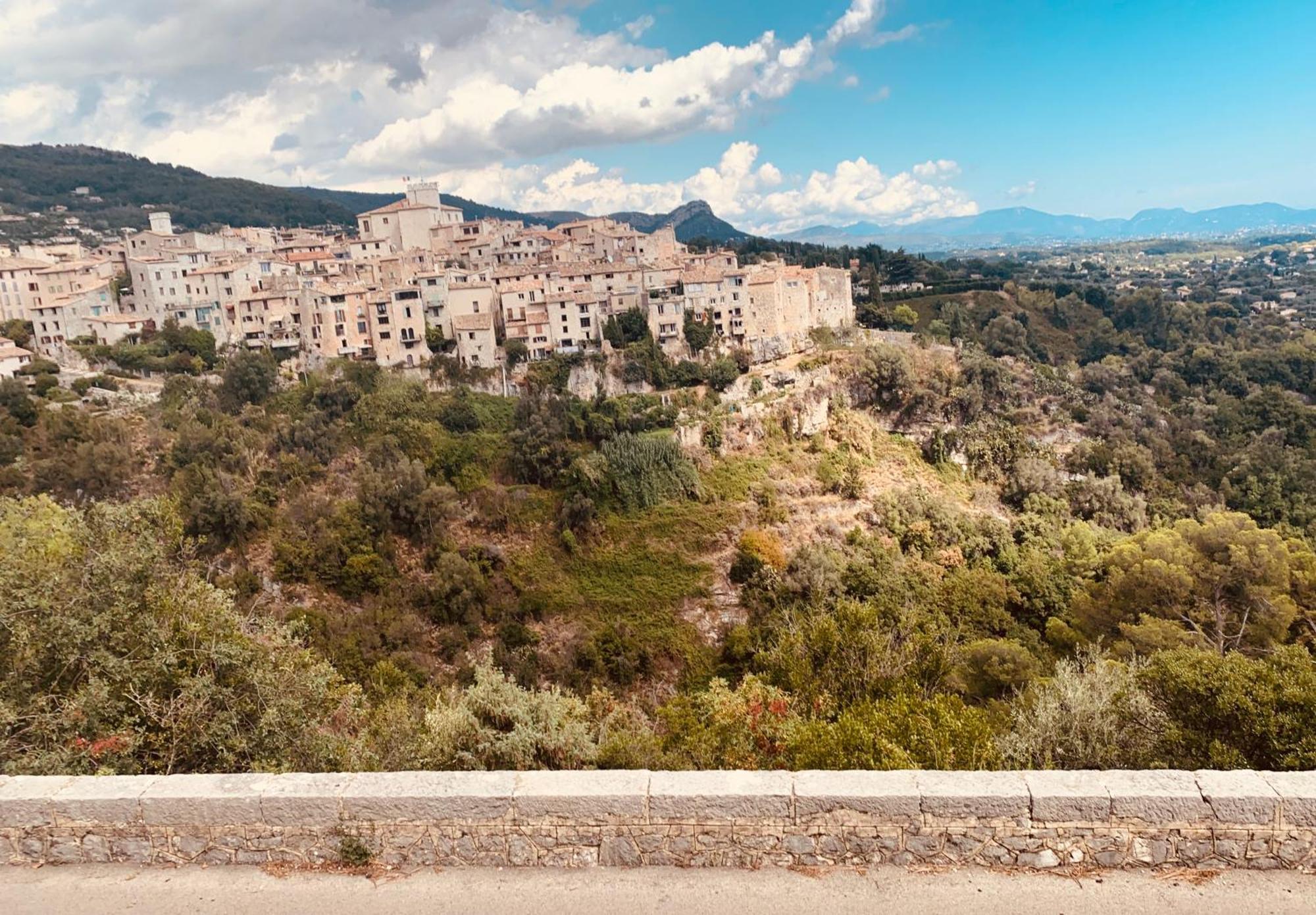 Les 4 Elements Bed and Breakfast Tourrettes-sur-Loup Εξωτερικό φωτογραφία