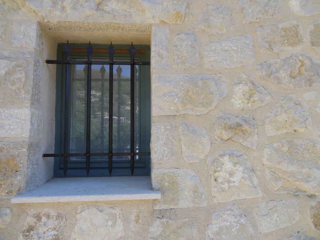 Les 4 Elements Bed and Breakfast Tourrettes-sur-Loup Εξωτερικό φωτογραφία